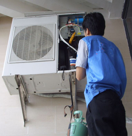 疏勒空调开机无反应维修